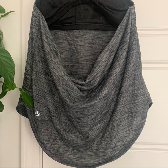 • [Lululemon] Open Back Tank • - Picture 6 of 8